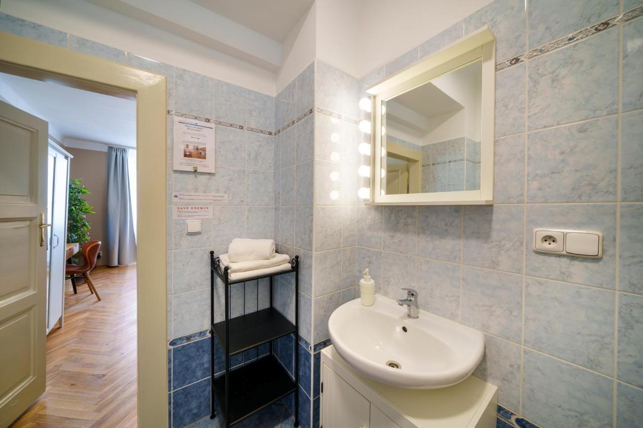 Old Town - Templova Apartment Prag